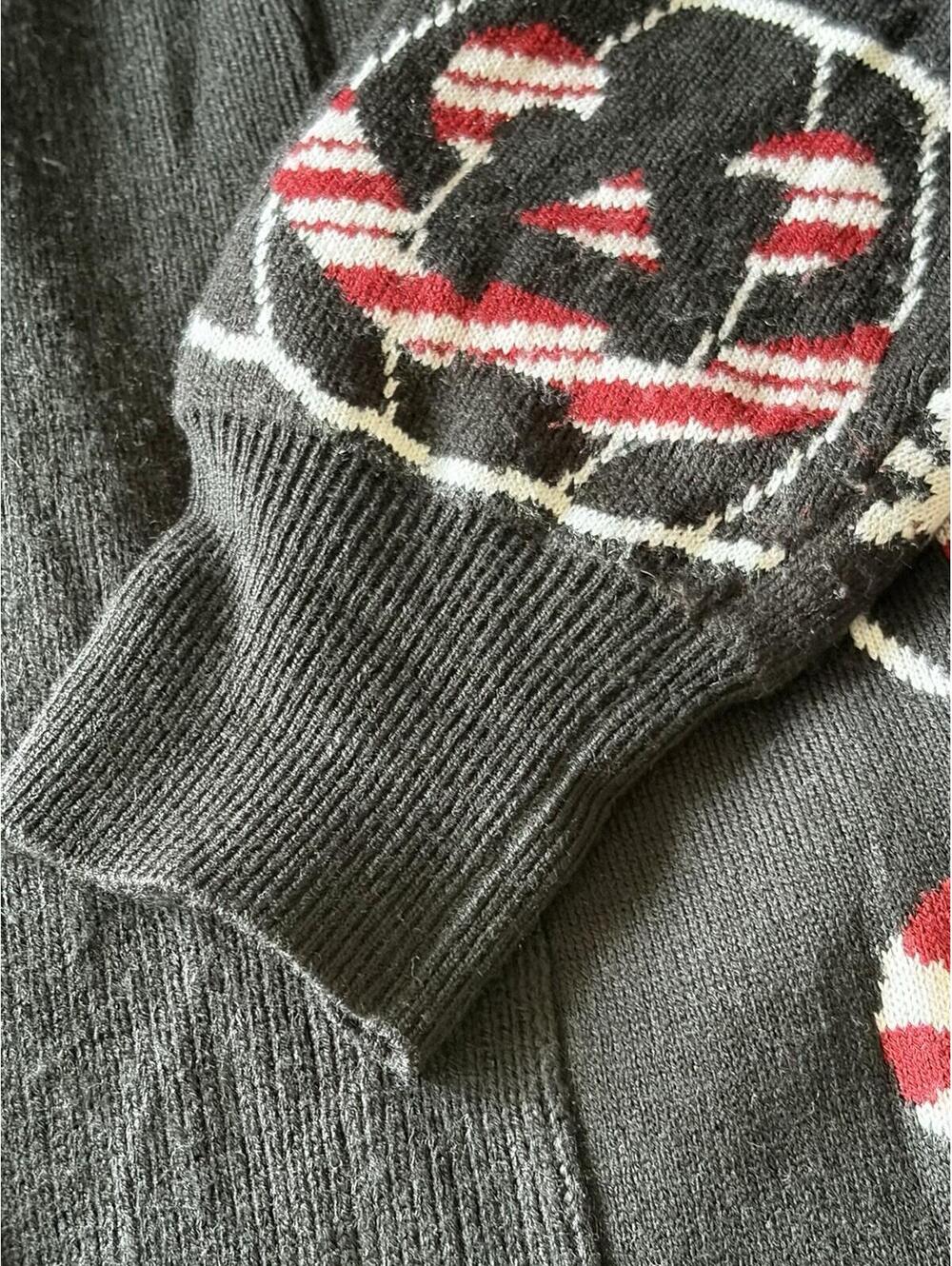 Backstitch Bruja Hexmas Cardigan Regular M/L Side Pockets Acrylic Knit - Picture 6 of 8